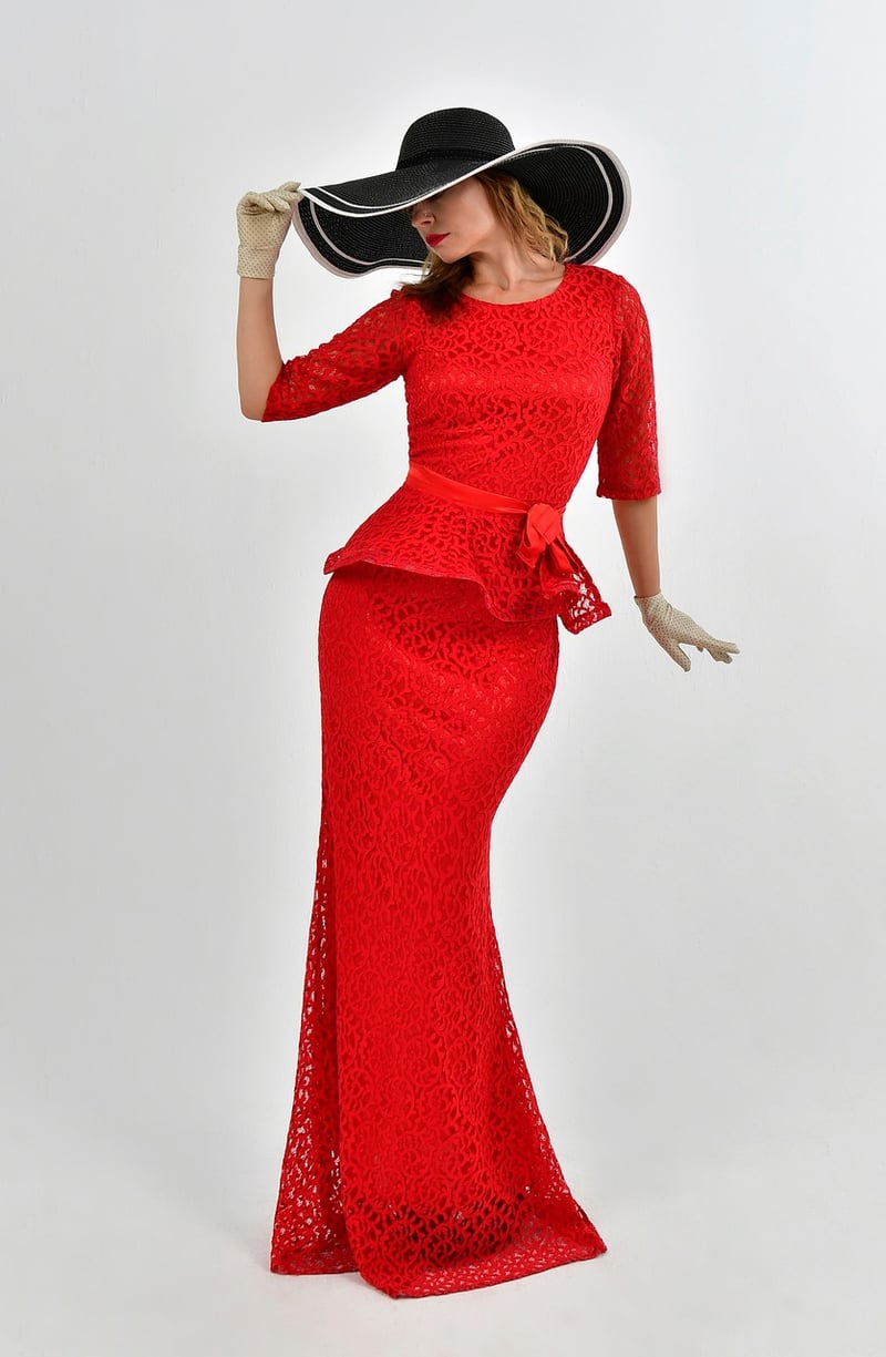 Vintage Lace Dresses